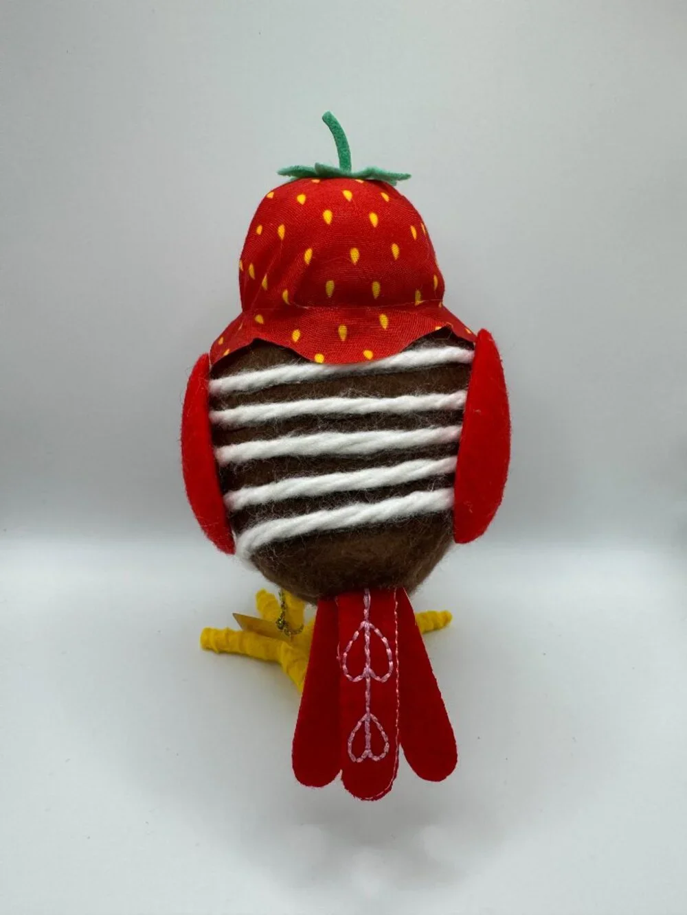 Spritz Target Bird 2021 ROWAN Featherly Friends Valentine’s Chocolate Strawberry